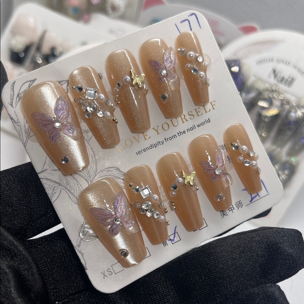 M size Butterfly Nail Art Set